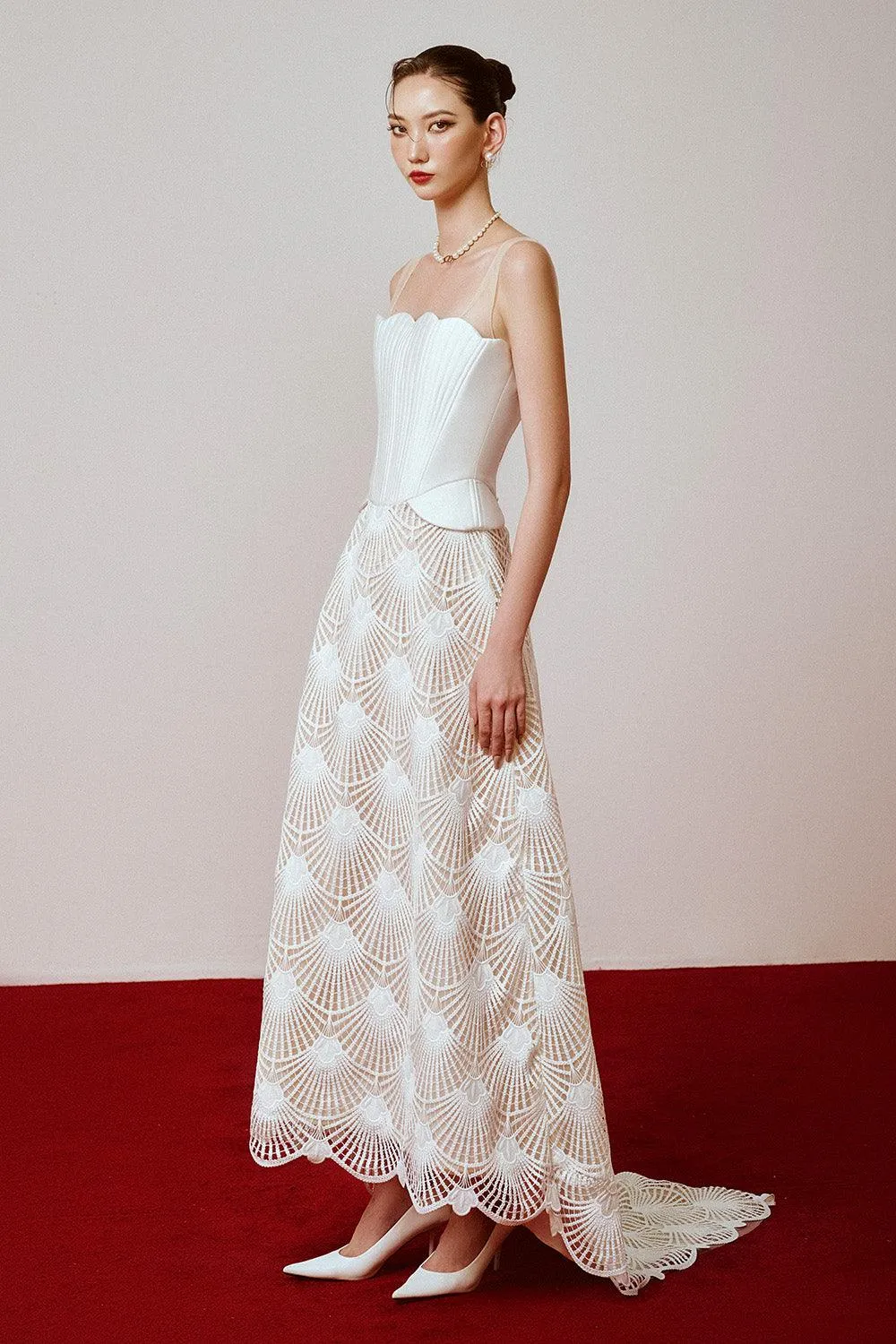 Mussel Asymmetric Sleeveless Lace High-low Dress
